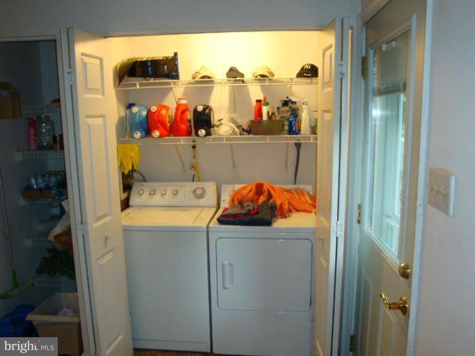 13220 Pine Road Bowie, MD 20720 - Photo 10 of 28 Kitchen