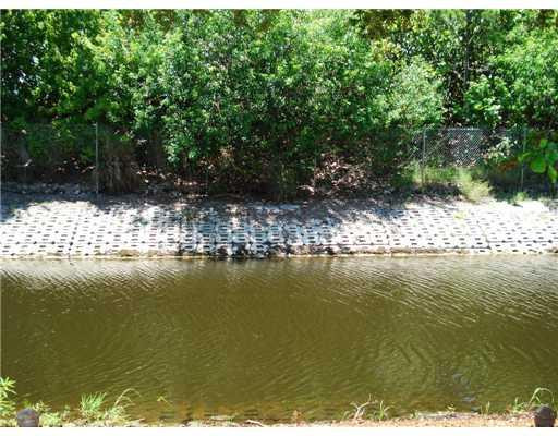 7391 Texas Trail Boca Raton, FL 33487 - Photo 16 of 16 Waterfront/Dock/Pier