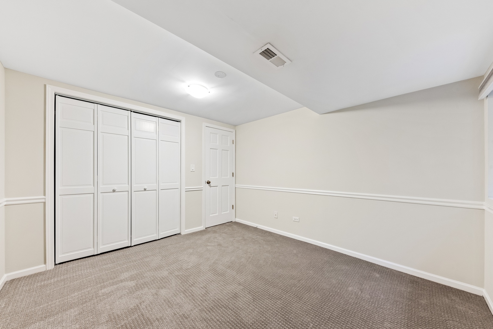 203 Racquet Club Court Hinsdale, IL 60521 - Photo 29 of 34