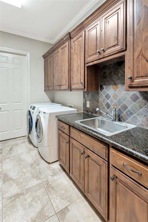 8350 FM 346 Flint, TX 75762 - Photo 17 of 39 a kitchen with granite countertop a sink a stove and cabinets