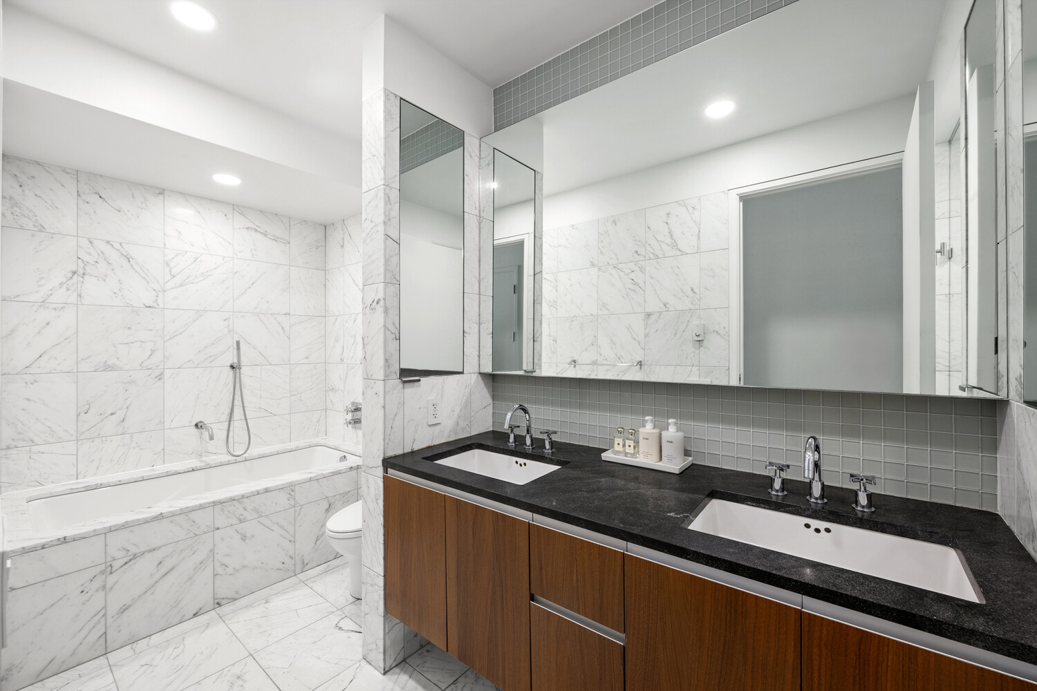 311 West Broadway, Unit 2A Manhattan, NY 10013 - Photo 8 of 14