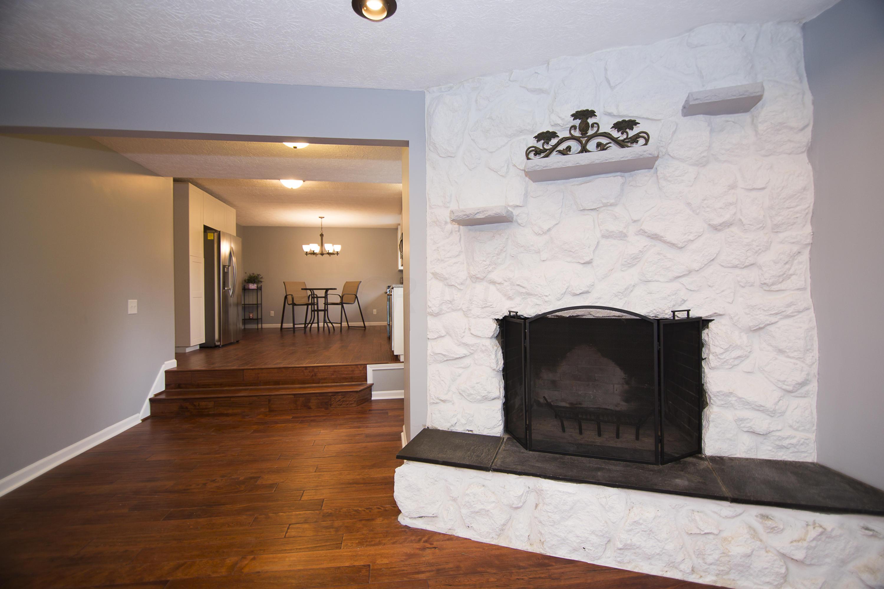 8226 Harlem Road Westerville, OH 43081 - Photo 11 of 49