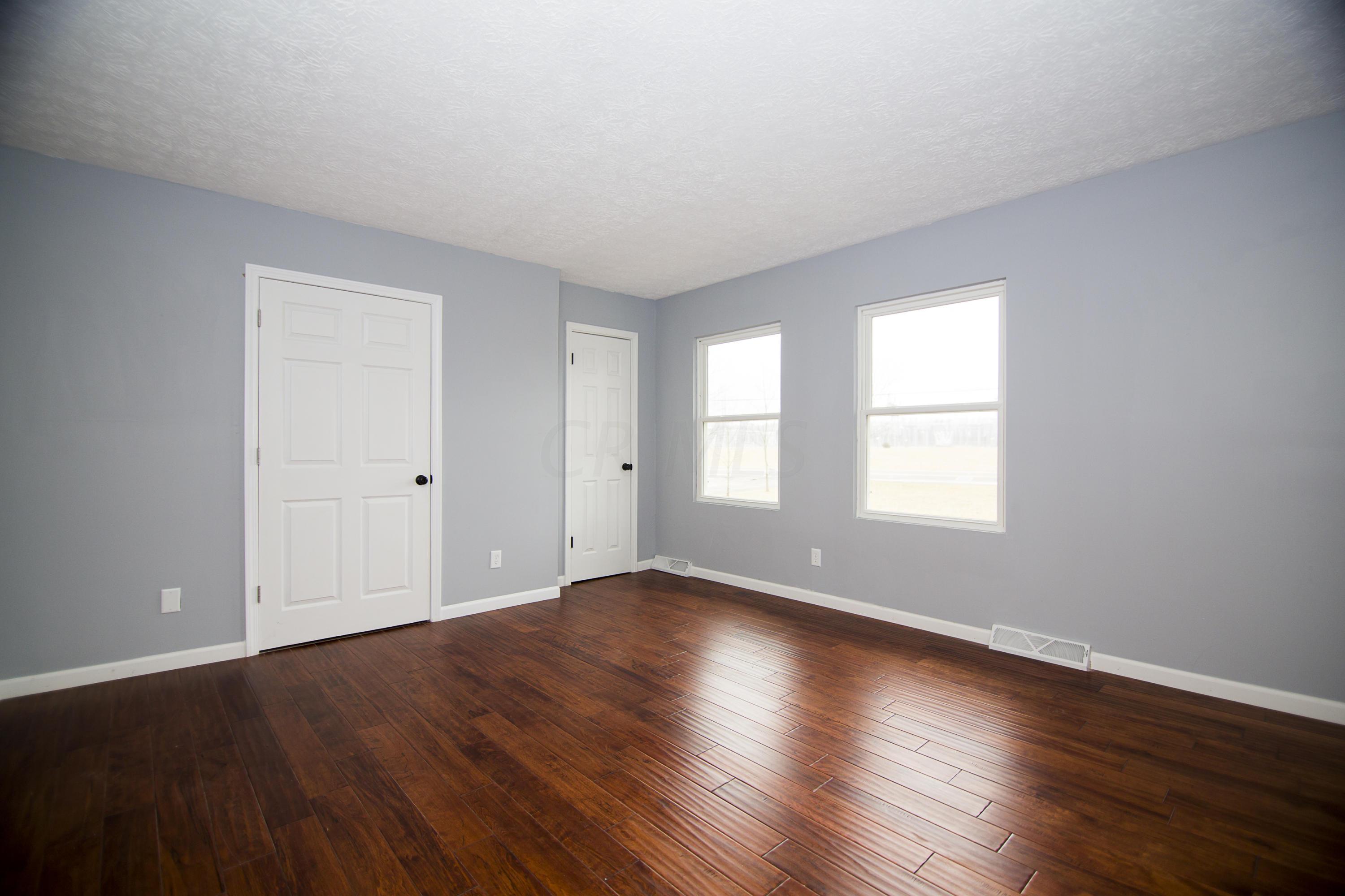 8226 Harlem Road Westerville, OH 43081 - Photo 16 of 49