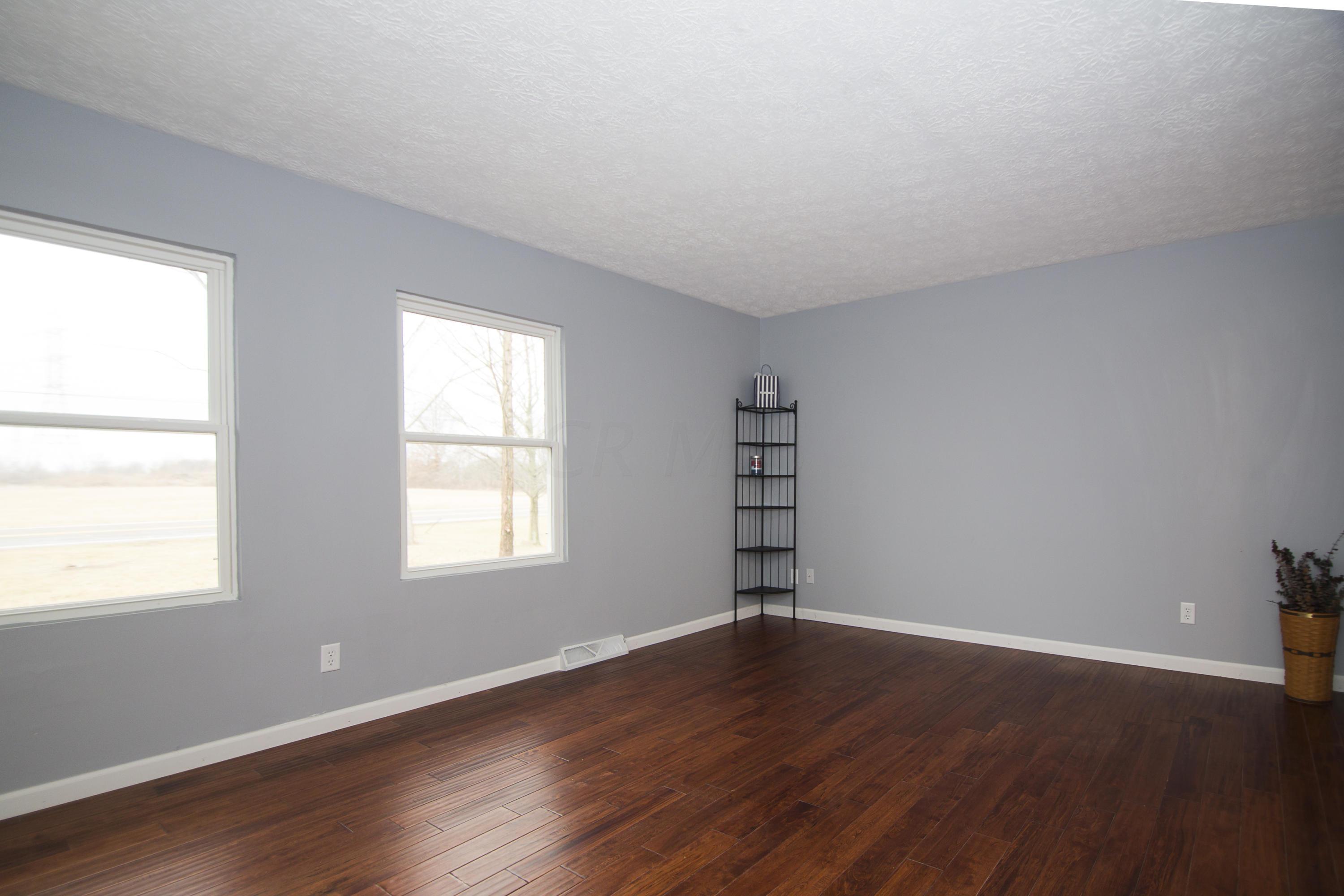 8226 Harlem Road Westerville, OH 43081 - Photo 18 of 49