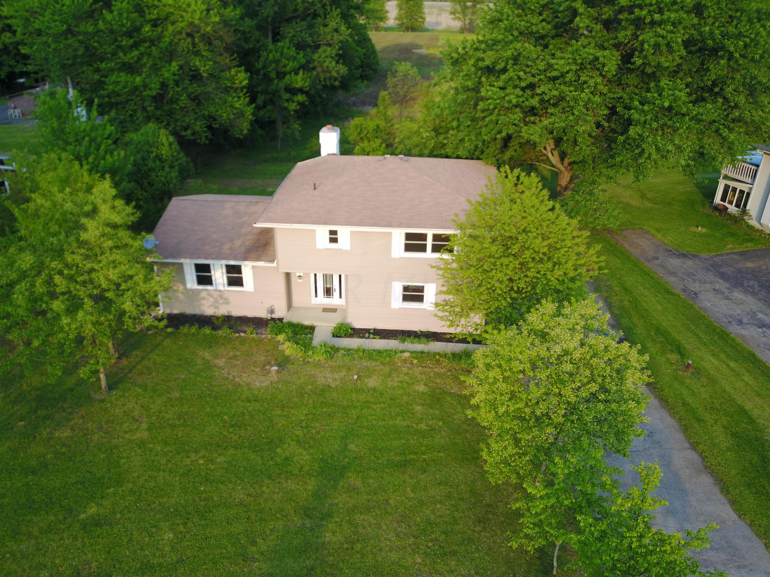 8226 Harlem Road Westerville, OH 43081 - Photo 2 of 49