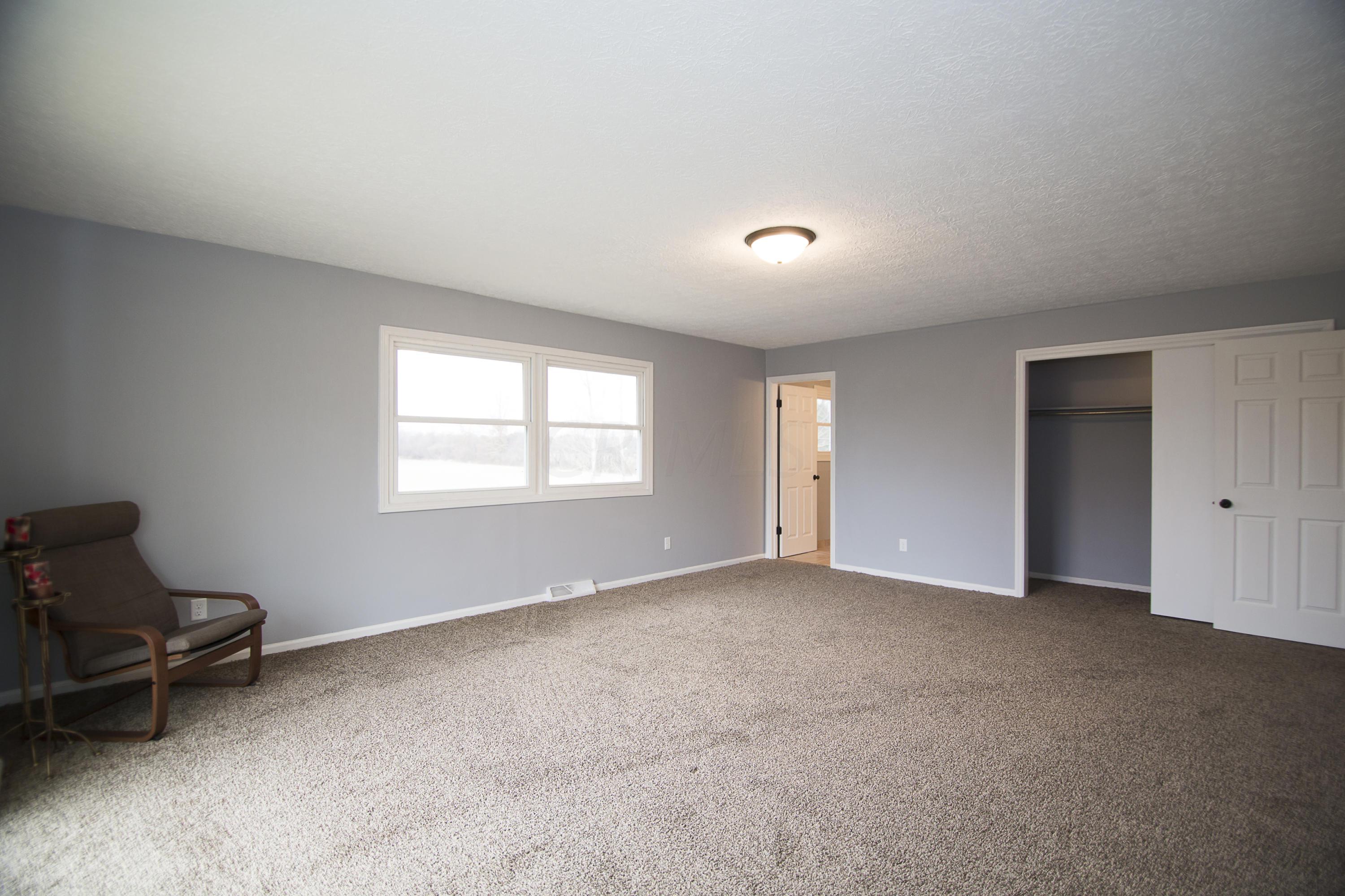 8226 Harlem Road Westerville, OH 43081 - Photo 25 of 49