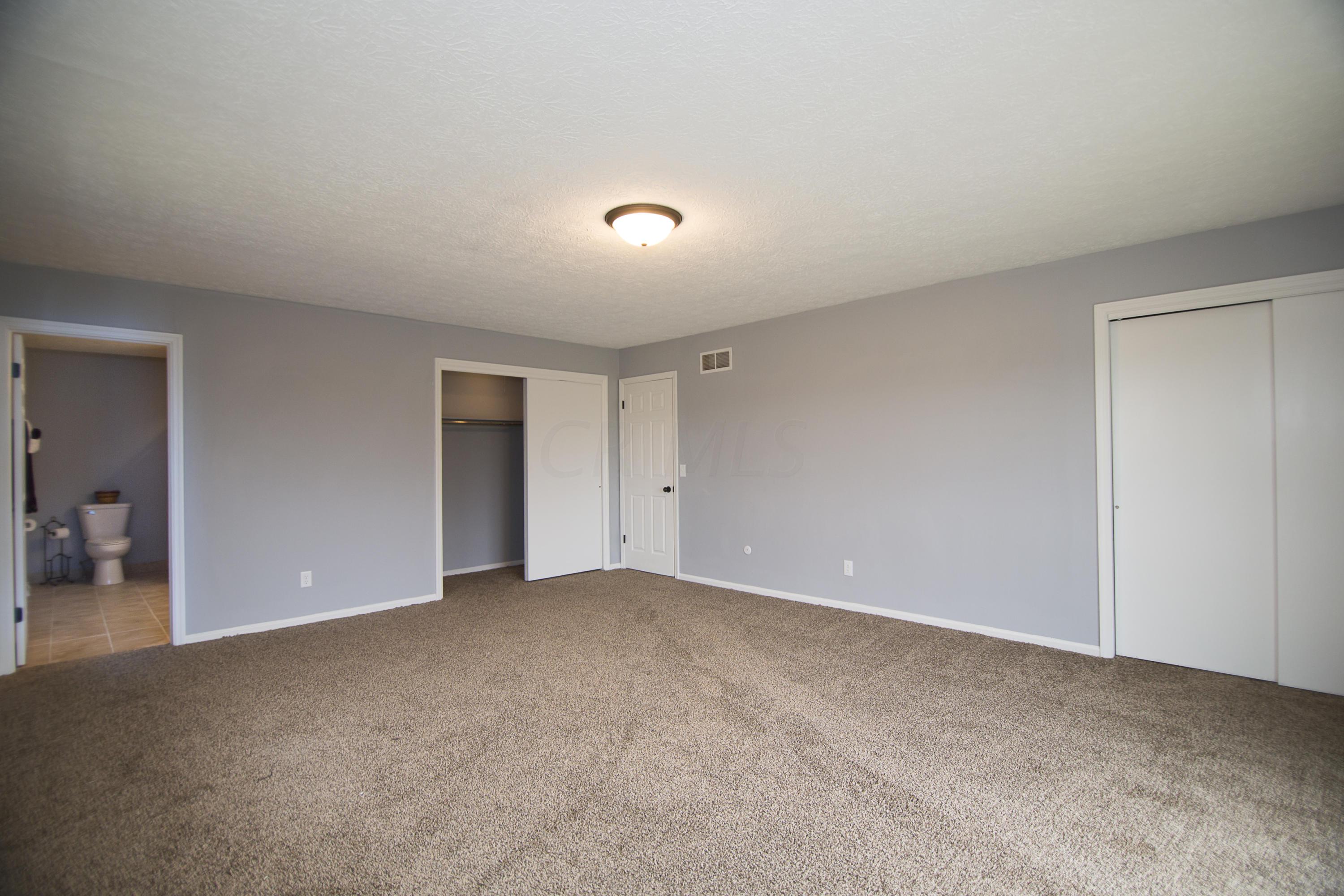 8226 Harlem Road Westerville, OH 43081 - Photo 26 of 49