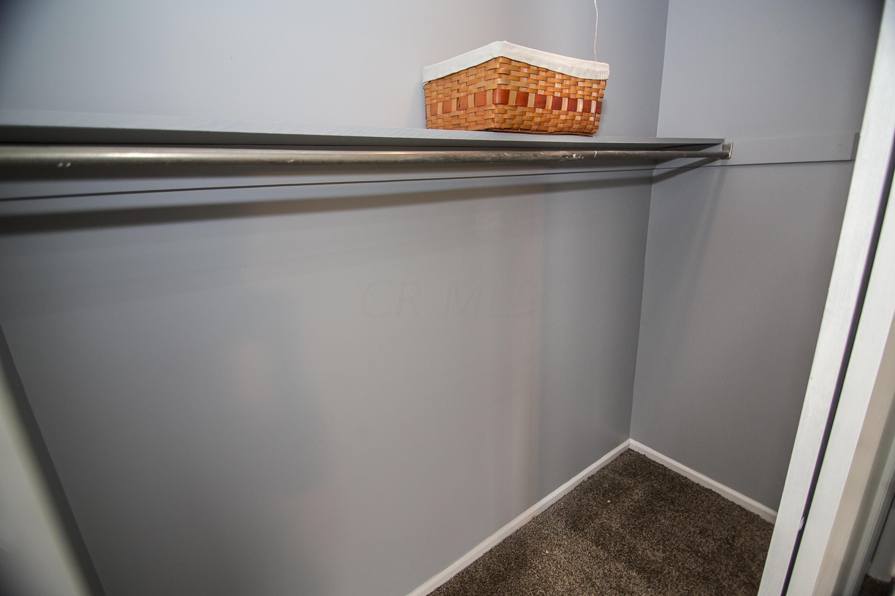 8226 Harlem Road Westerville, OH 43081 - Photo 28 of 49