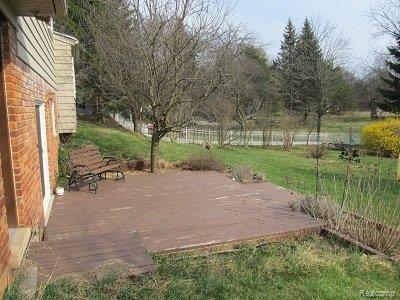 7988 Perry Lake Road Clarkston, MI 48348 - Photo 18 of 22 Rear Deck