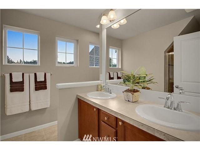 21830 38th Drive Southeast Bothell, WA 98021 - Photo 12 of 14