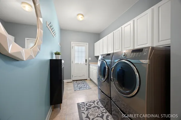 $619,900 | 293 Bluegrass Parkway, Oswego, IL 60543