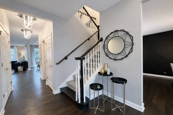 $619,900 | 293 Bluegrass Parkway, Oswego, IL 60543