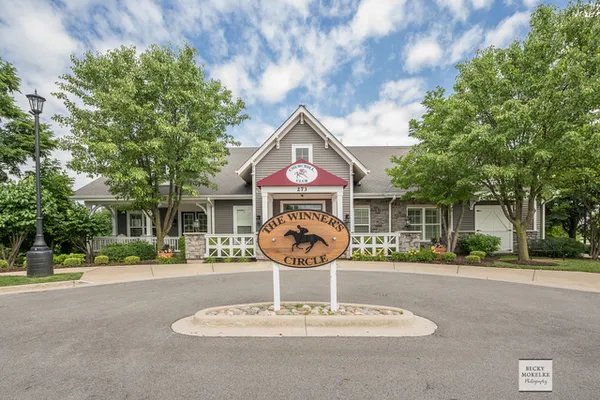 $619,900 | 293 Bluegrass Parkway, Oswego, IL 60543