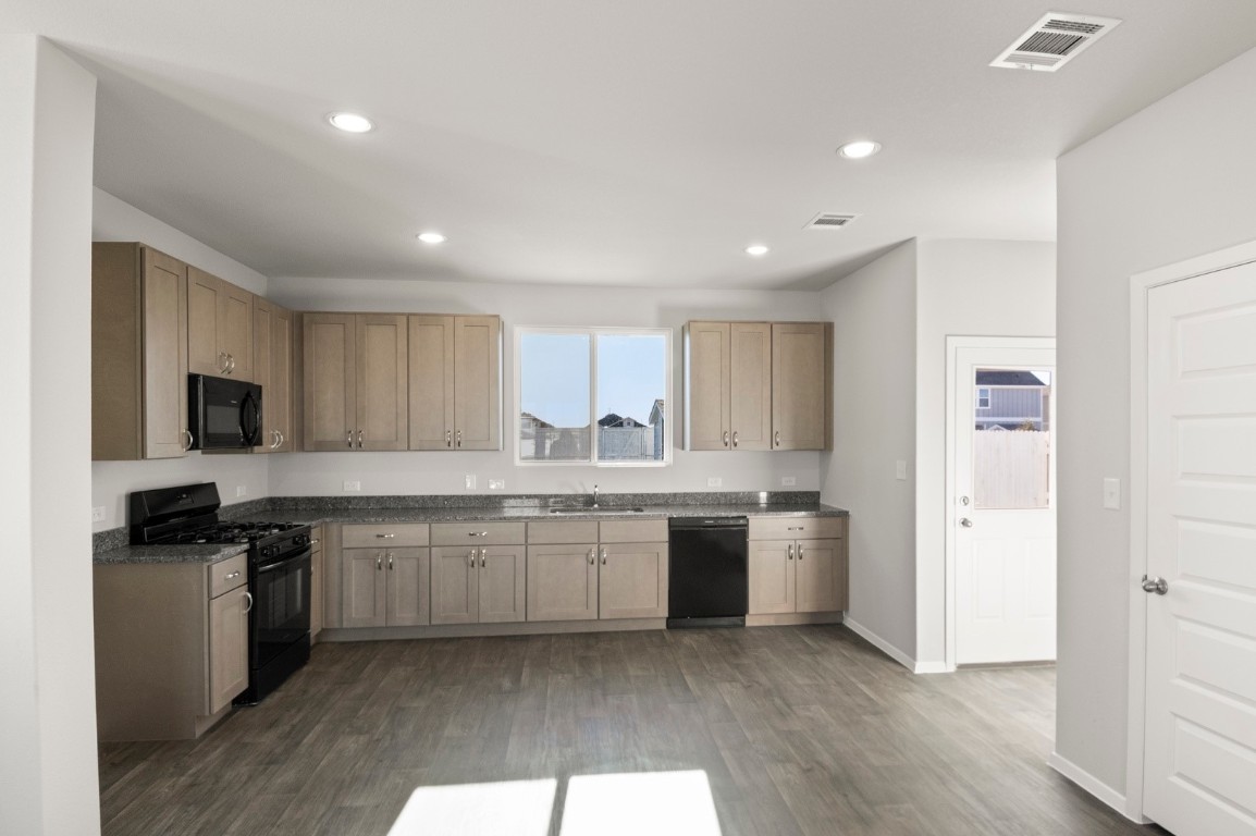 158 Daylily Drive Elgin, TX 78621 - Photo 18 of 31