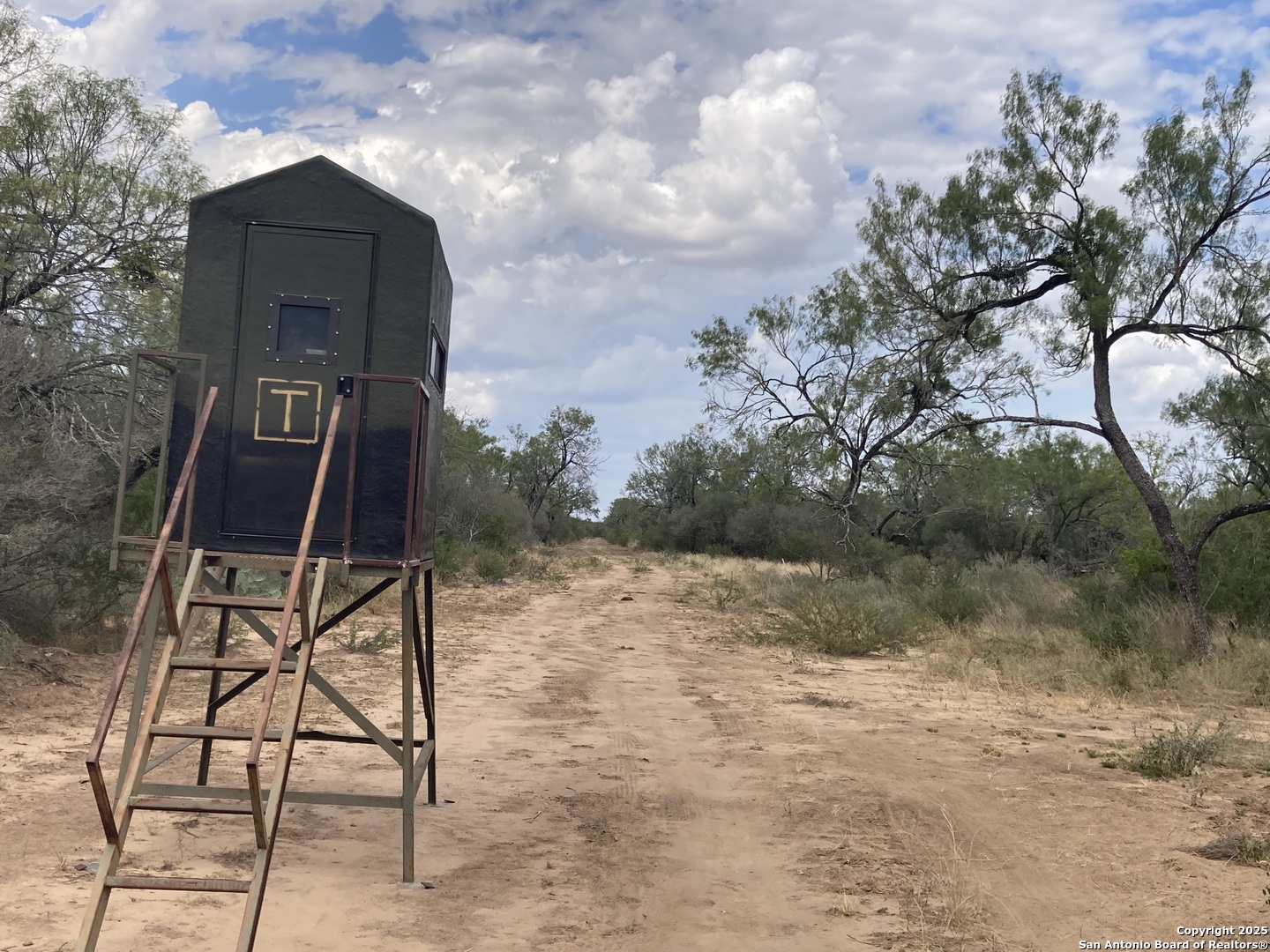 0 Cr 765 Devine, TX 78016 - Photo 30 of 42