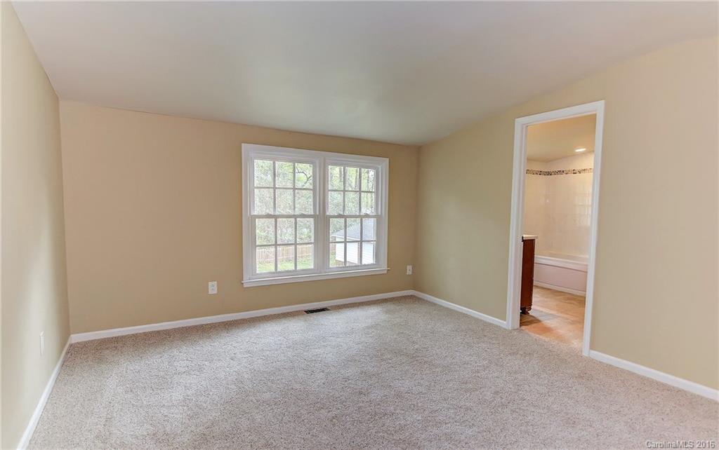 5001 Sharon View Road Charlotte, NC 28226 - Photo 17 of 24 Gallery Image 17