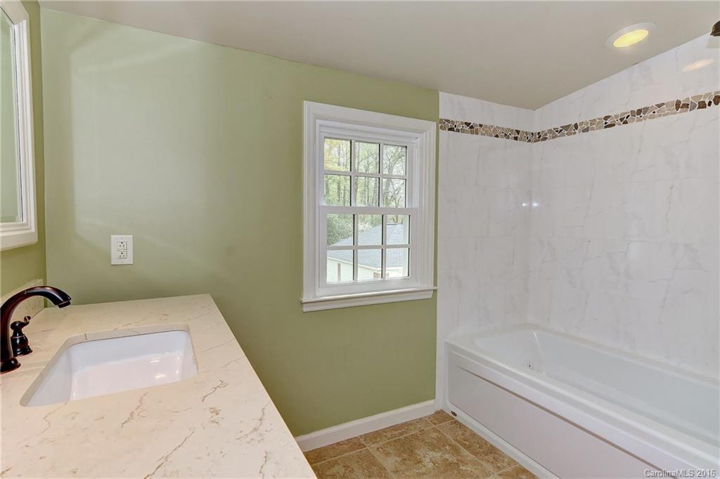 5001 Sharon View Road Charlotte, NC 28226 - Photo 18 of 24 Gallery Image 18