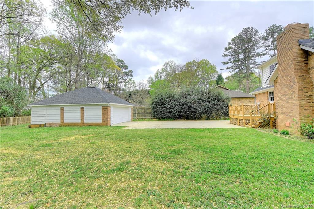 5001 Sharon View Road Charlotte, NC 28226 - Photo 23 of 24 Gallery Image 23