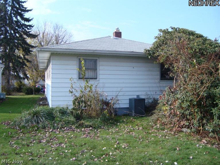 369 Stephens Road Akron, OH 44312 - Photo 4 of 16