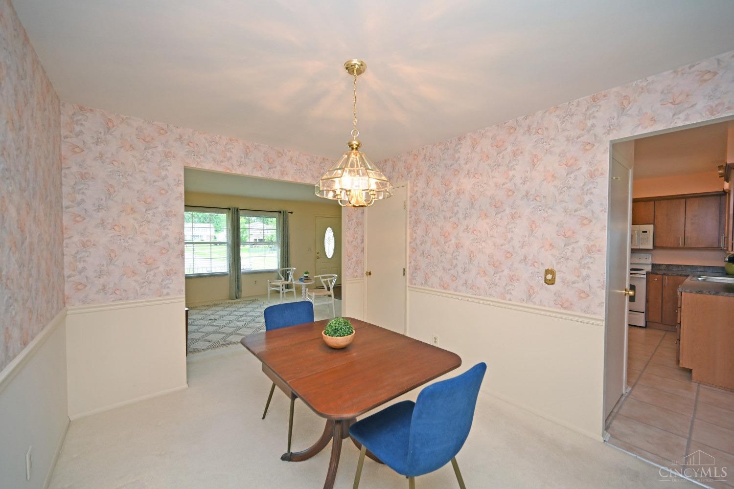 1248 Linneman Road Cincinnati, OH 45238 - Photo 11 of 39 Gallery Image 11