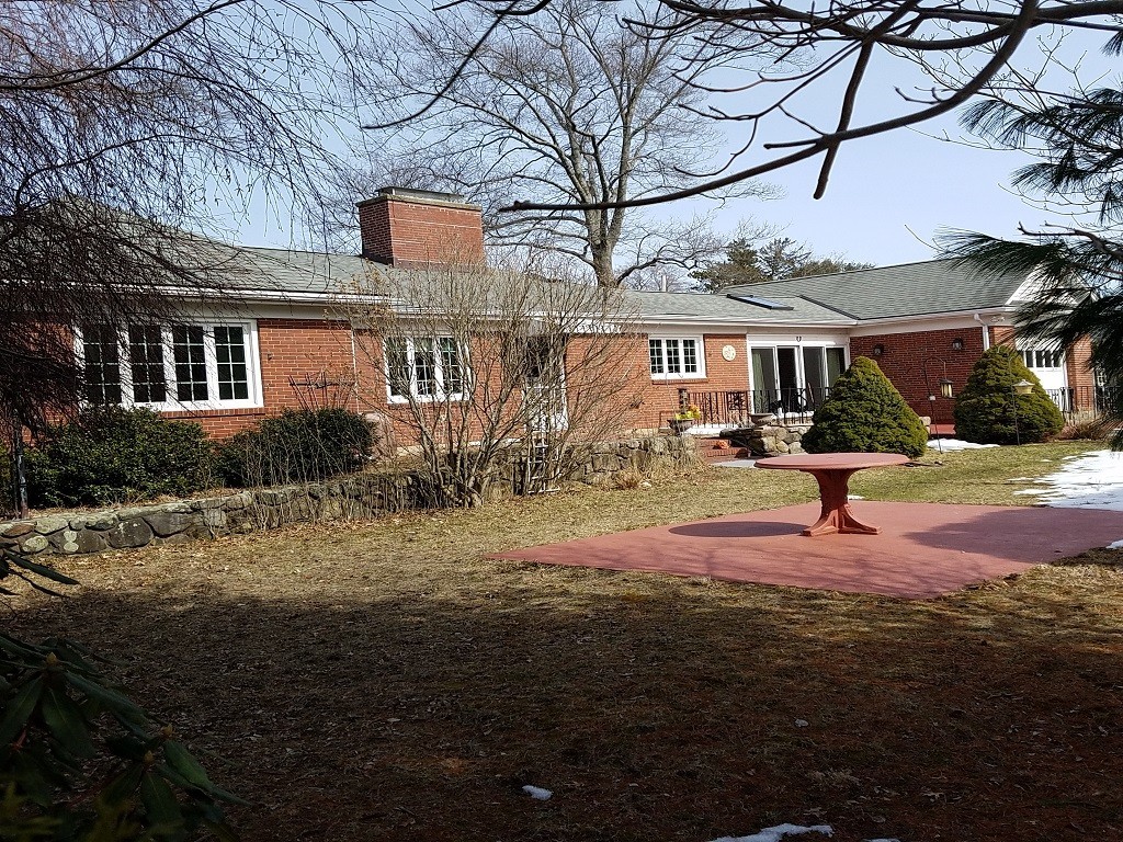 15 Bass River Road Beverly, MA 01915 - Photo 1 of 24 Gallery Image 1
