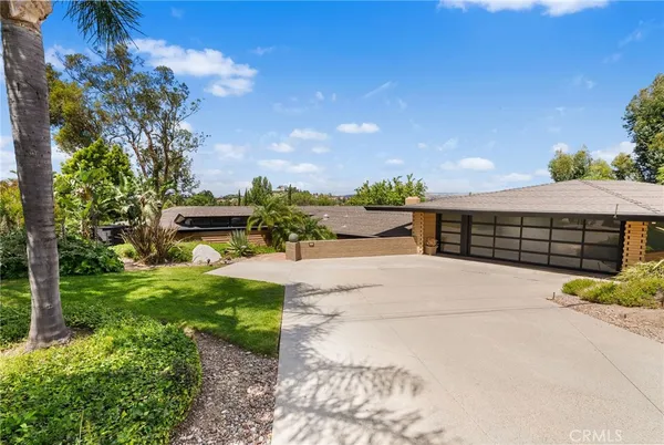 $3,295,000 | 1501 Clearview Lane, North Tustin, CA 92705