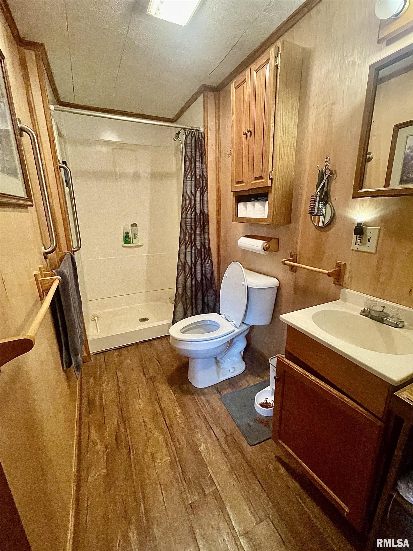 514 South Hun Street Colchester, IL 62326 - Photo 12 of 16 Gallery Image 12