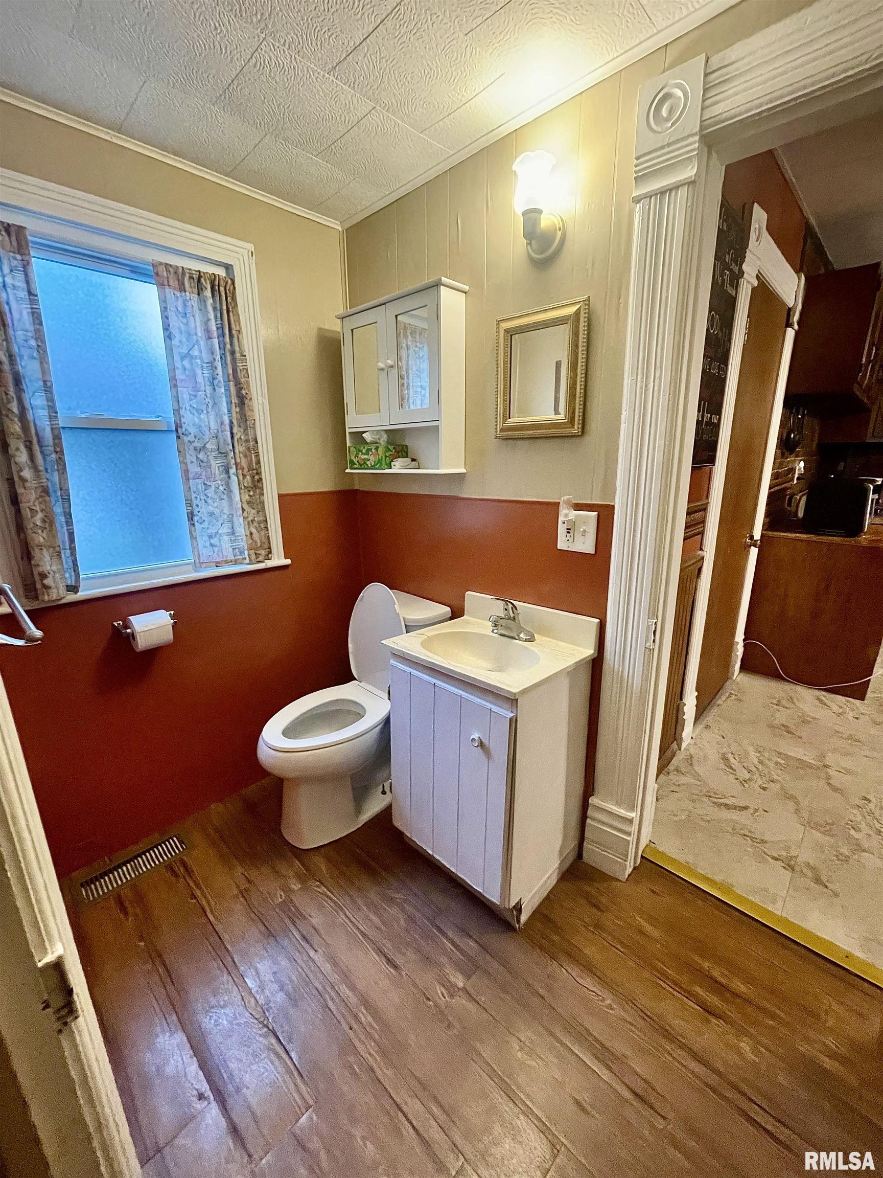 514 South Hun Street Colchester, IL 62326 - Photo 14 of 16 Gallery Image 14