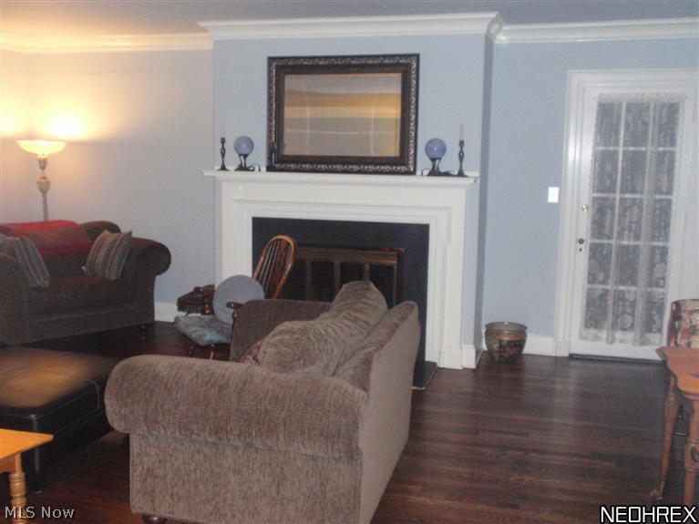 1450 Rydalmount Road Cleveland Heights, OH 44118 - Photo 7 of 21 Living Room