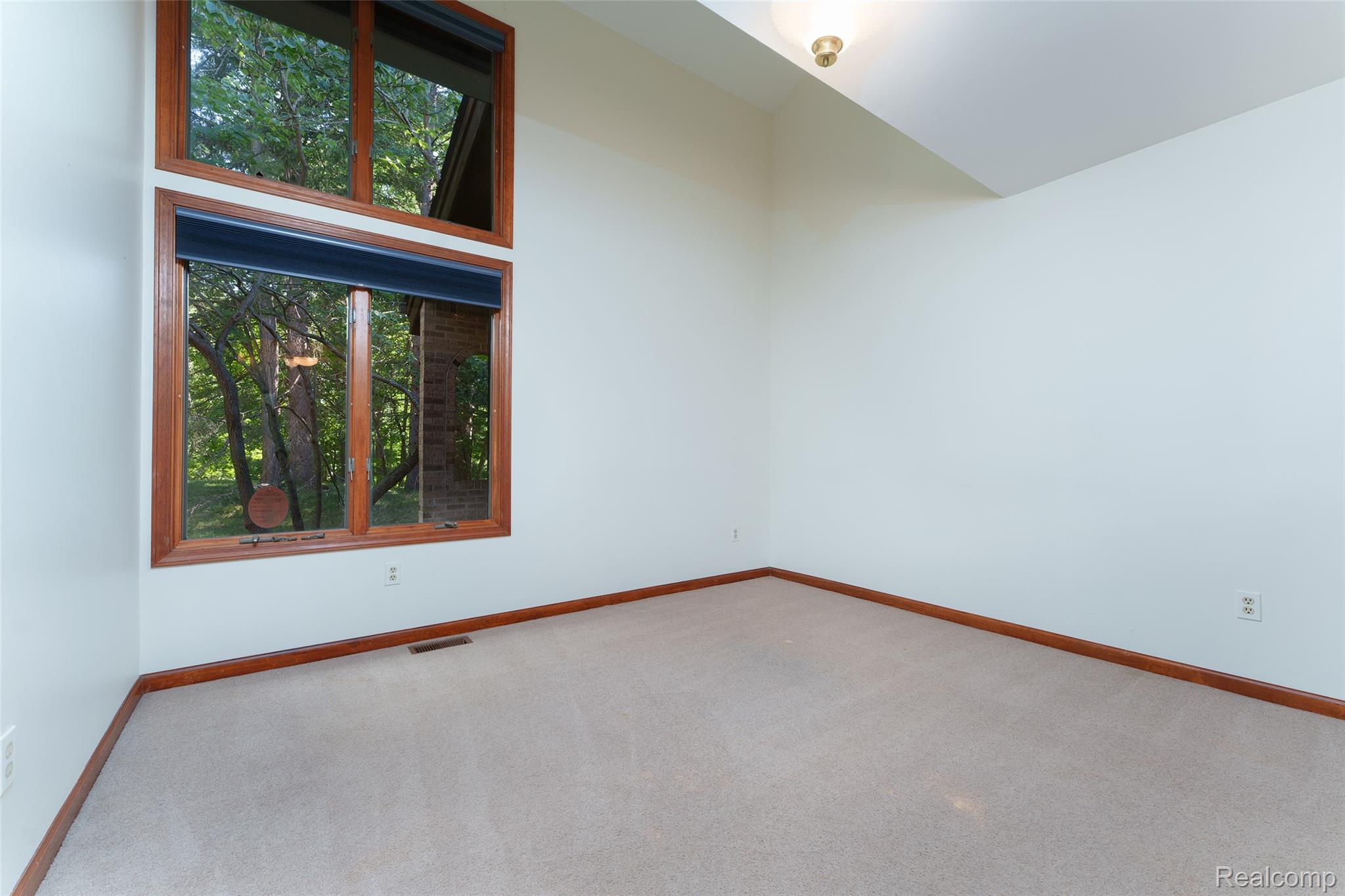 3166 Bigelow Road Howell, MI 48855 - Photo 23 of 50 Second bedroom, main level