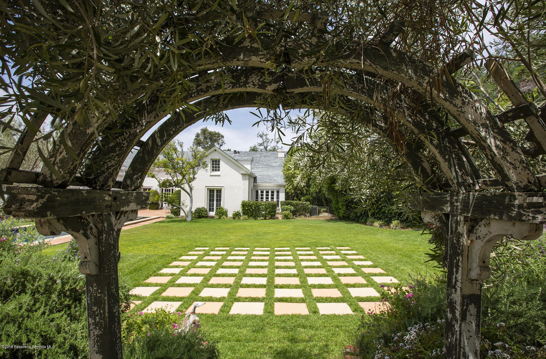 1224 Arden Road Pasadena, CA 91106 - Photo 53 of 64 52