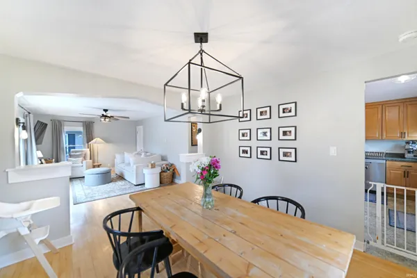 $232,900 | 211 West Boston Street, Syracuse, IN 46567