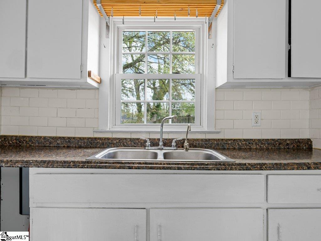 6 Lark Street Greenville, SC 29607 - Photo 14 of 30