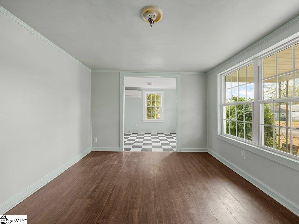 6 Lark Street Greenville, SC 29607 - Photo 7 of 30