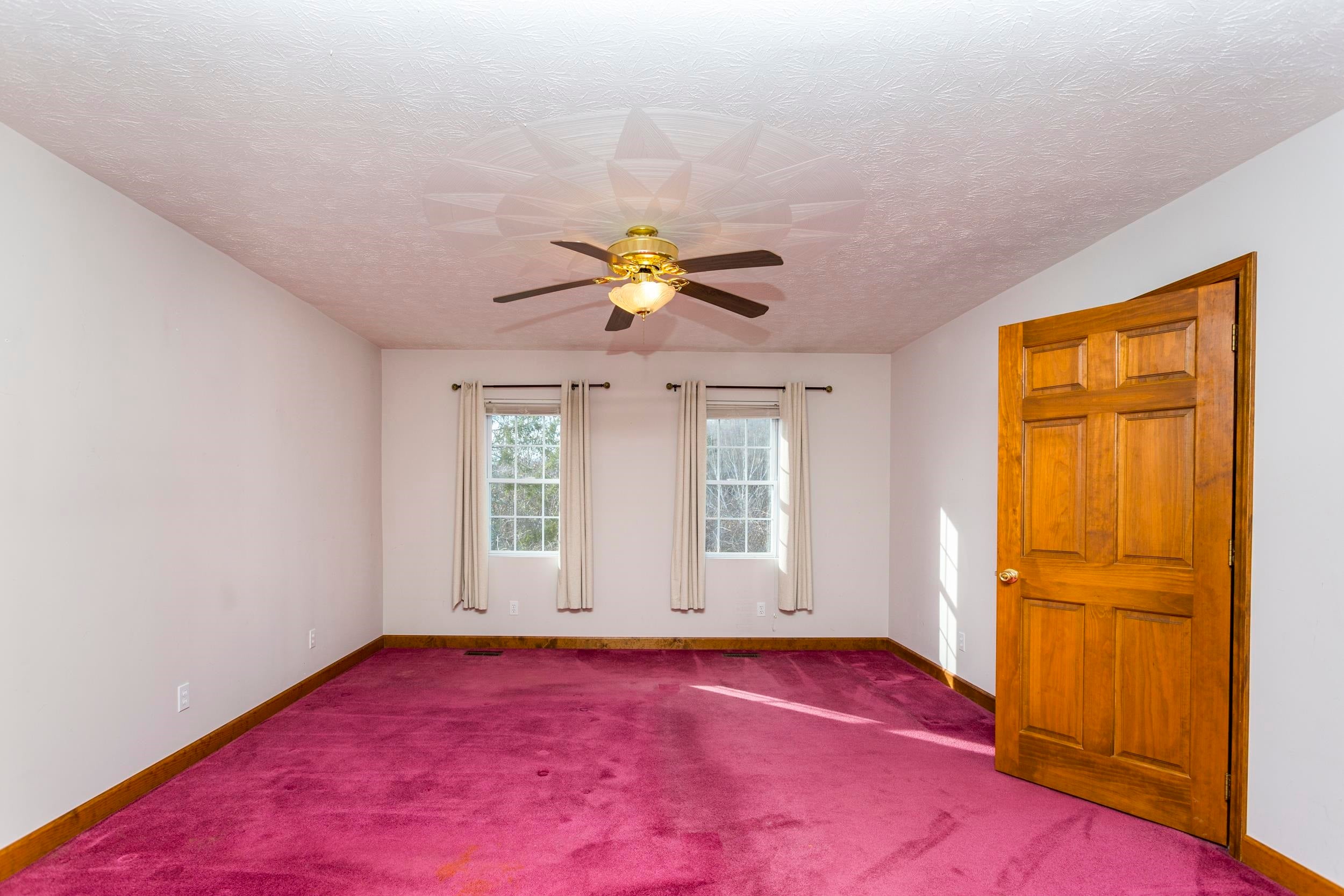 6025 Hubbards Branch Road Huntington, WV 25704 - Photo 17 of 32 Gallery Image 17