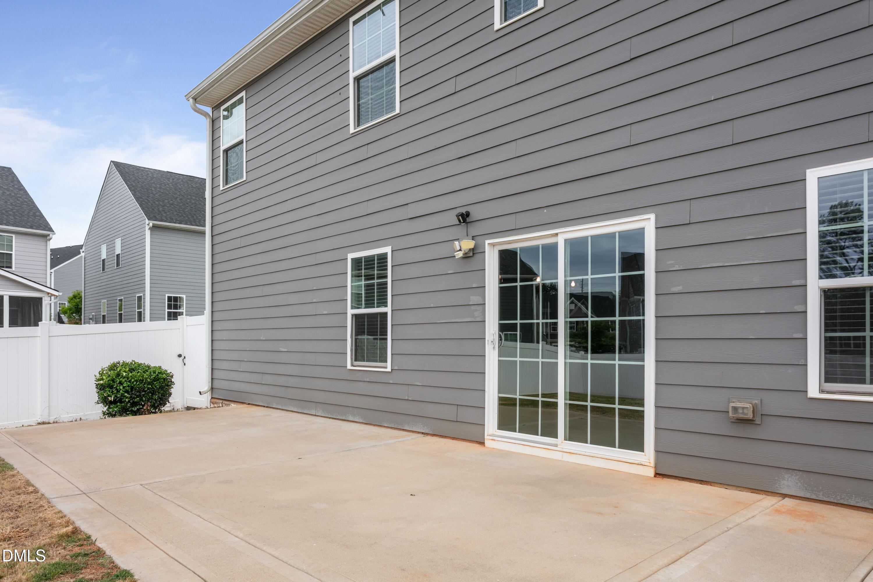 124 Amber Acorn Avenue Raleigh, NC 27603 - Photo 31 of 45 CGP_5581