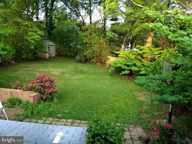 $2,990 | 822 Harrington Road, Rockville, MD 20852