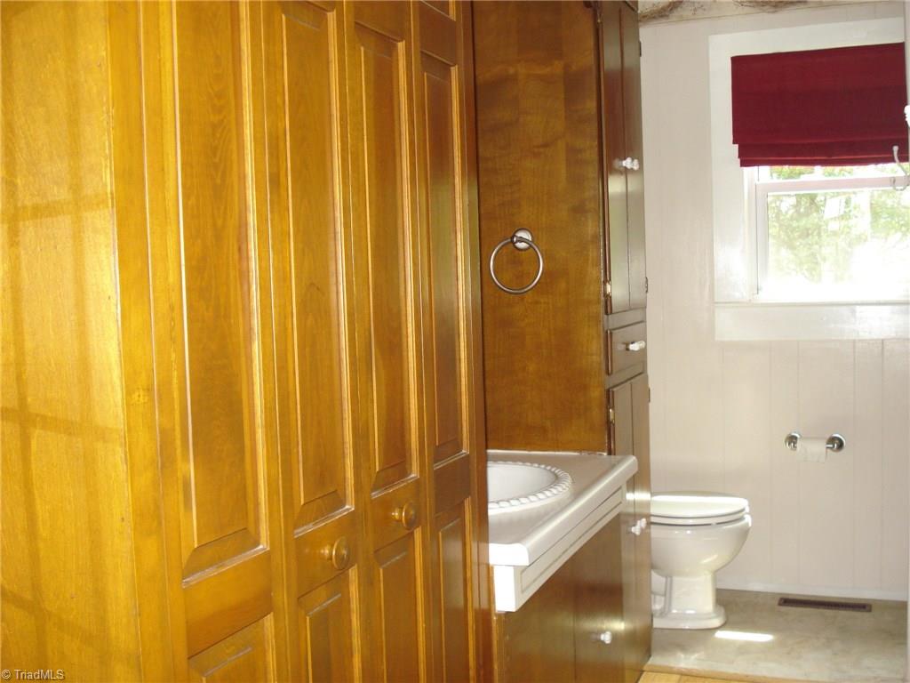 344 Ridge Road Lexington, NC 27295 - Photo 17 of 25 Gallery Image 17