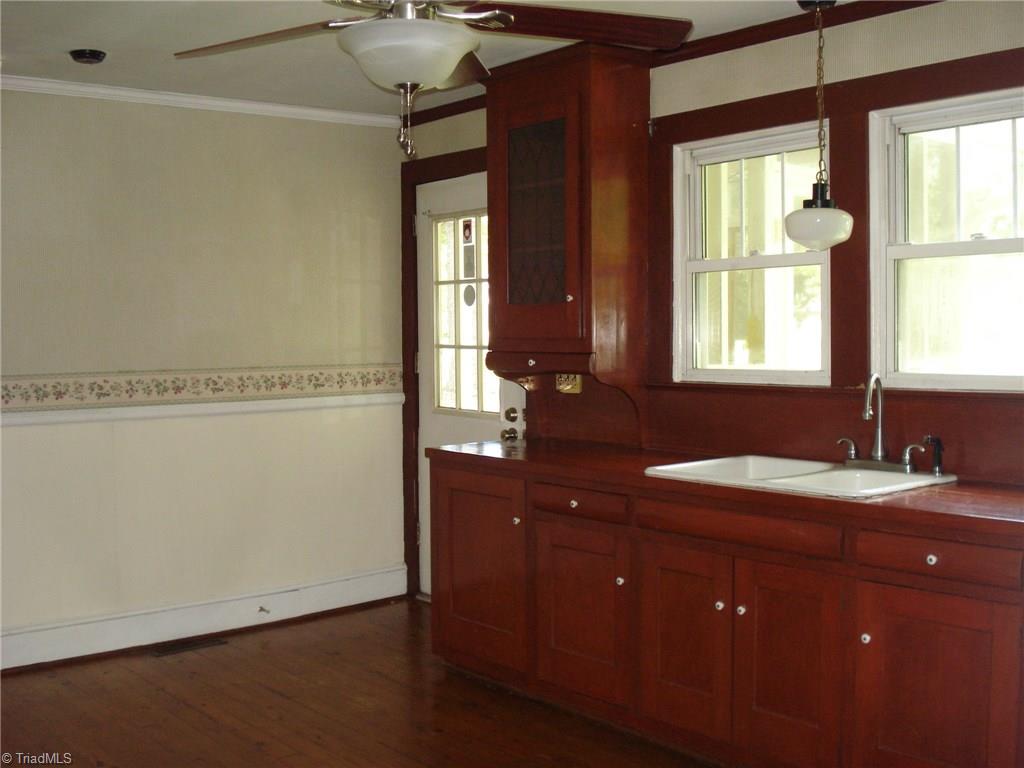 344 Ridge Road Lexington, NC 27295 - Photo 7 of 25 Gallery Image 7