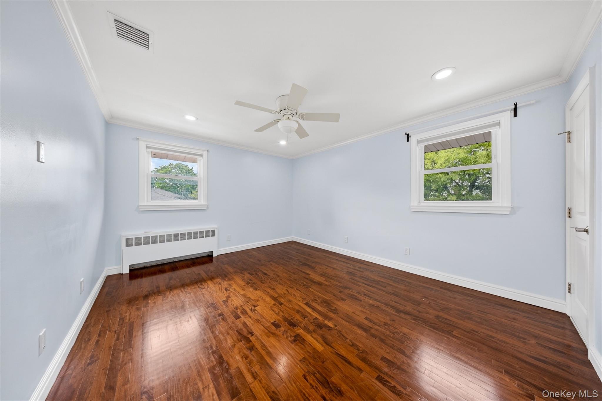 5 Joseph Court Syosset, NY 11791 - Photo 26 of 29
