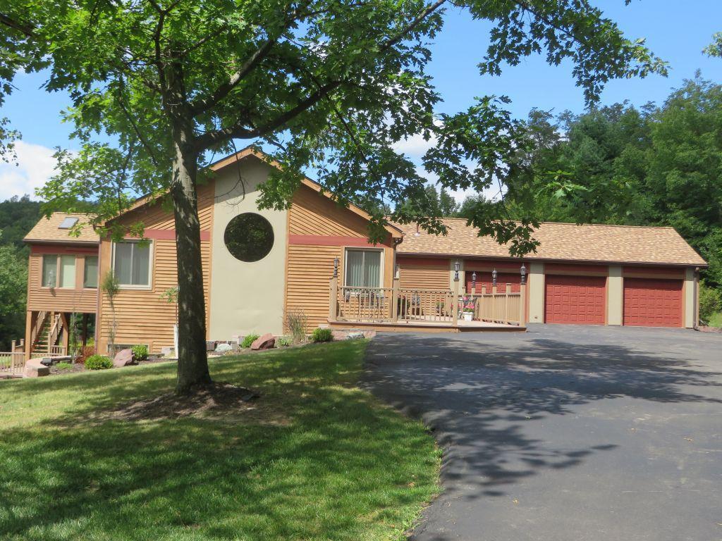 323 Foster Road Vestal, NY 13850 - Photo 1 of 24 Gallery Image 1