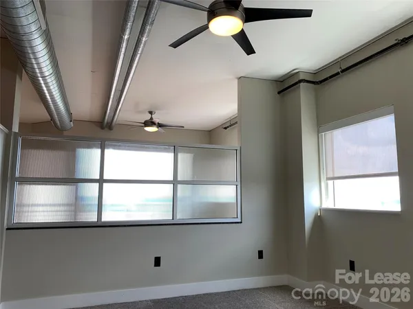 $1,995 | 505 East 6th Street, Unit 1305, Charlotte, NC 28202