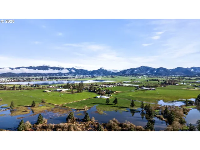 $359,999 | 4050 Tillamook River Road, Tillamook, OR 97141