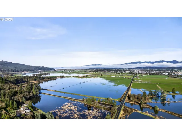 $359,999 | 4050 Tillamook River Road, Tillamook, OR 97141