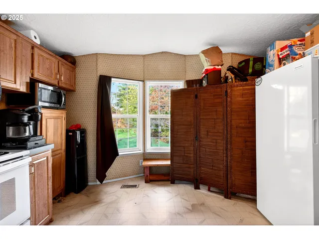 $359,999 | 4050 Tillamook River Road, Tillamook, OR 97141