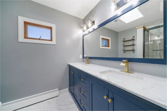 $269,000 | 1584 West Fairview Road, Freeport, IL 61032