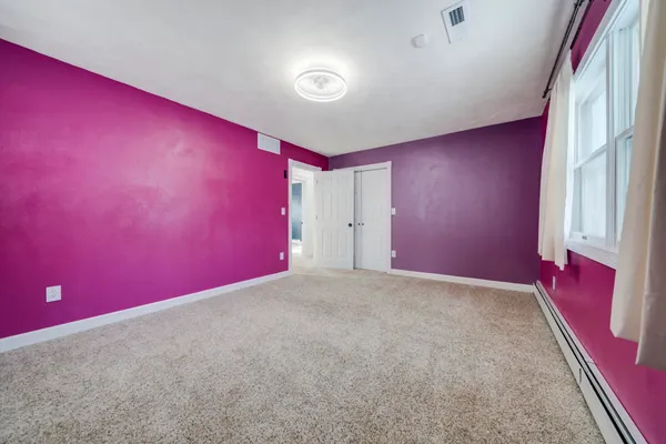 $275,200 | 1584 West Fairview Road, Freeport, IL 61032