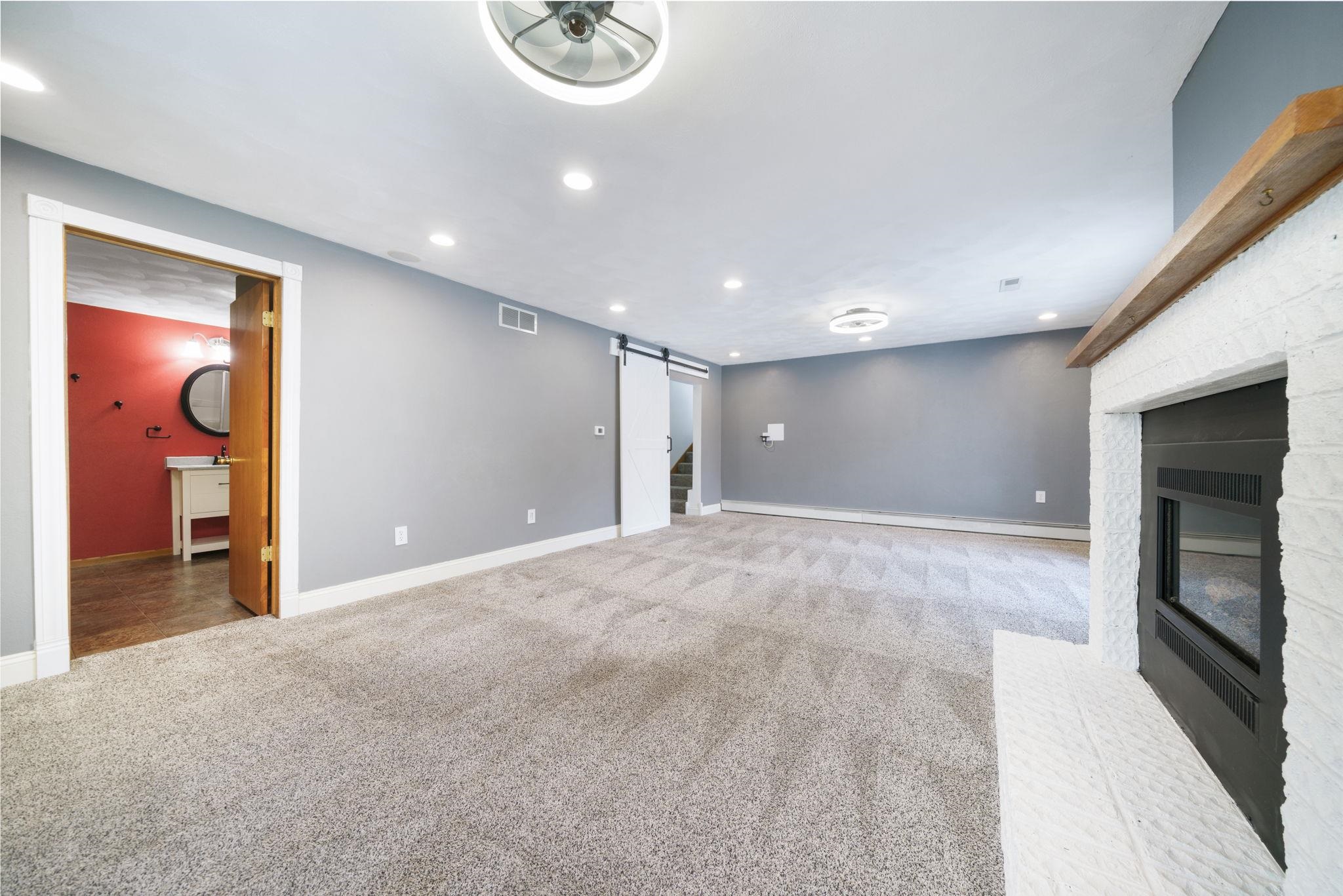 1584 West Fairview Road Freeport, IL 61032 - Photo 32 of 59 Gallery Image 32