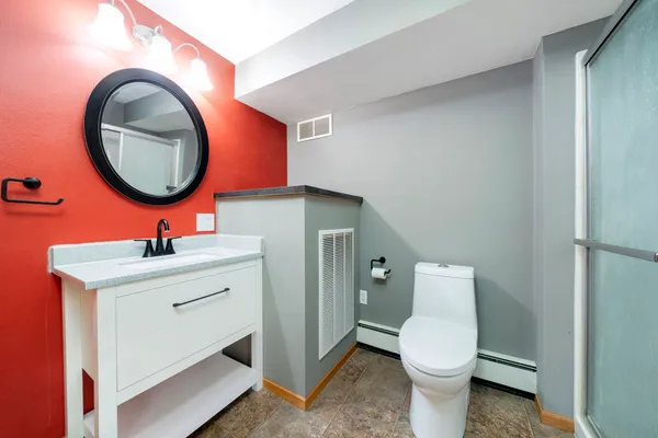 $275,200 | 1584 West Fairview Road, Freeport, IL 61032