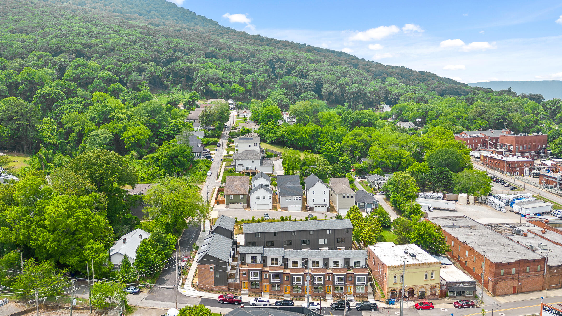 121 Old Mountain Road Chattanooga, TN 37409 - Photo 14 of 60 Basecamp